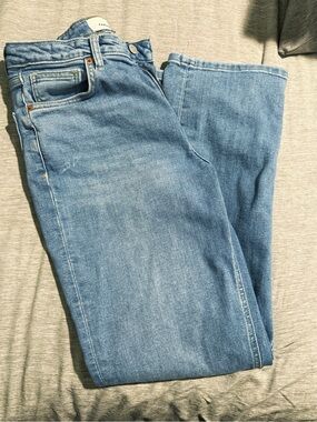 Fabletics Light Blue Straight-Leg Women’s Jeans